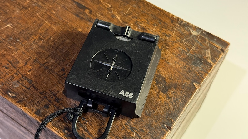 Vintage Domatic ABB DDR Military Compass, Retro Army Kompass Bakelite ...