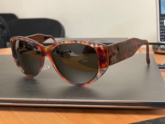 Gucci Vintage 1990 Sunglasses GG 2136/S, Retro Designer Eyewear
