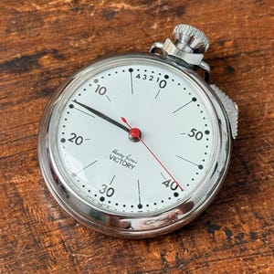 Vintage Henry Jones Victory Pocket Watch, Mechanical Stopwatch from Great Britain, Retro Collectible Timepiece, Classic Vintage Accessory