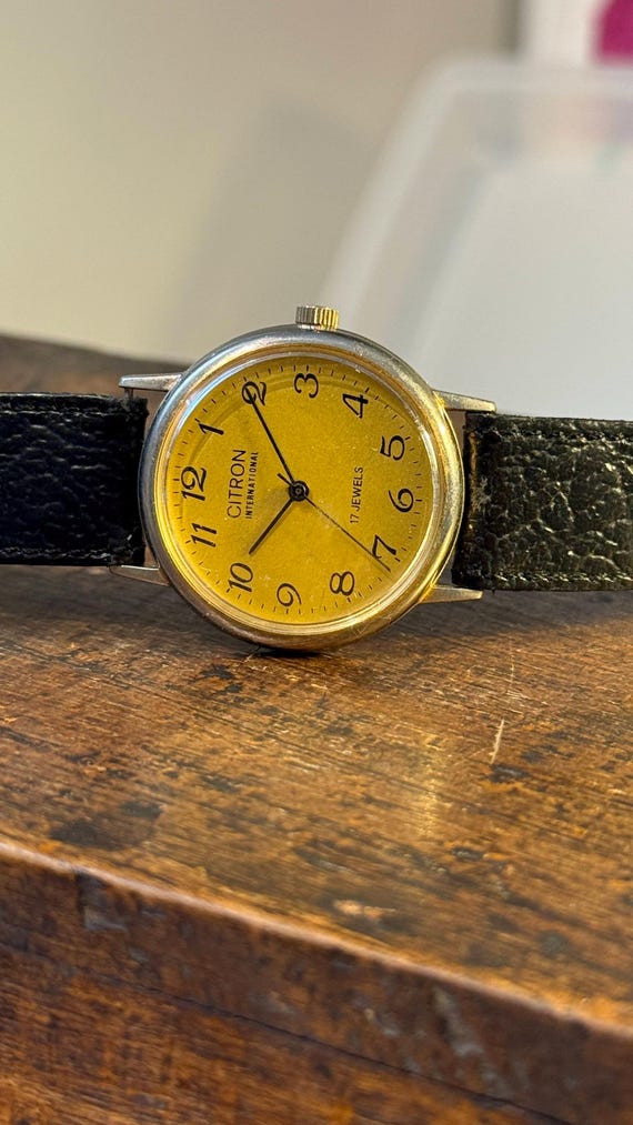 Citron vintage mechanical watch 33 mm diameter working