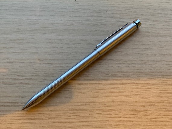 梨地　万年筆　ヴィンテージ　Japanese vintage pen Rare Vintage Zebra Pen Japan Zebra Ball Point Pen - Unique