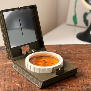 Vintage Eschenbach Military M II Pocket Compass – Antique Navigator Tool, Collectible Outdoor Gear & Unique Gift Idea