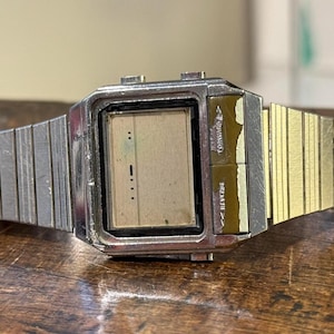Casio radiogestuurd solar herenhorloge - | MONA