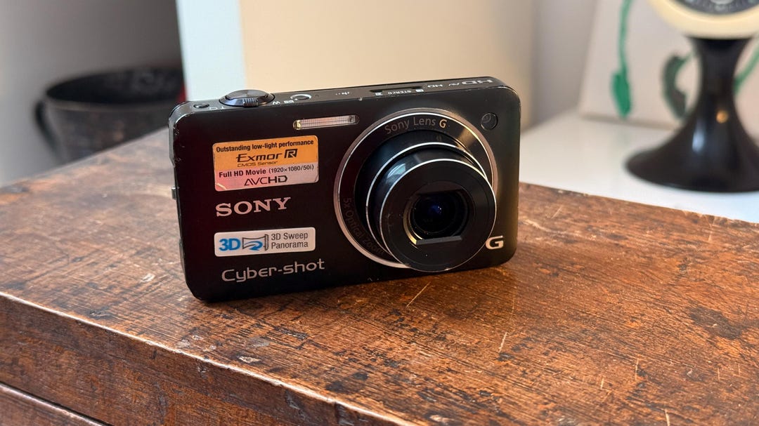Sony Cyber-shot DSC-WX5, 12.2 MP, 5x Optical Zoom Compact Camera