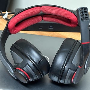 Sennheiser GSP 350 Gaming Headset with Mic, Comfortable Wired Gaming Headphones for PC & Console Gamers