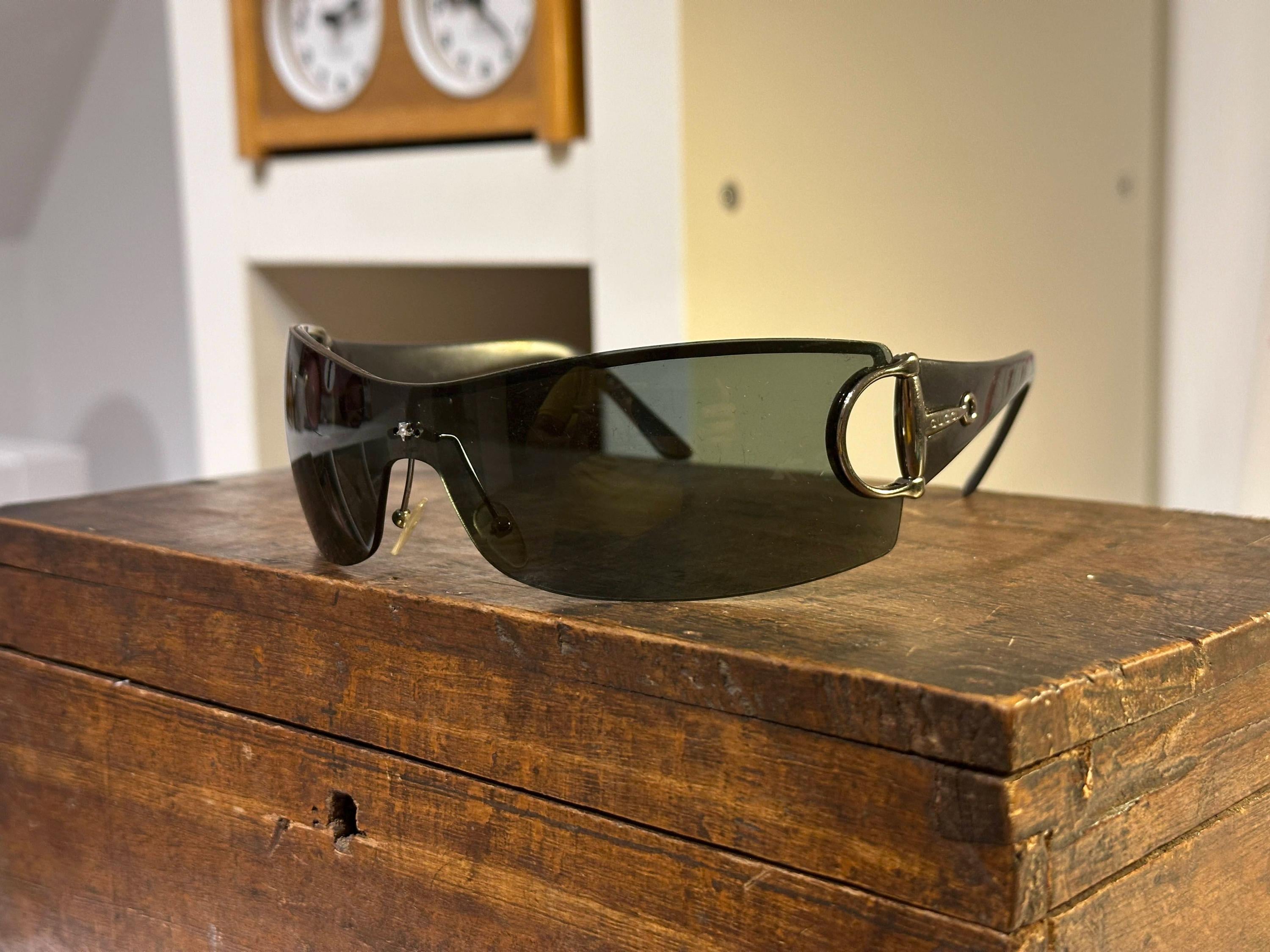 小物 GUCCI sunglass interlocking half-rim y2k 小物 GUCCI sunglass interlocking half-rim y2k GUCCI Vintage 2000