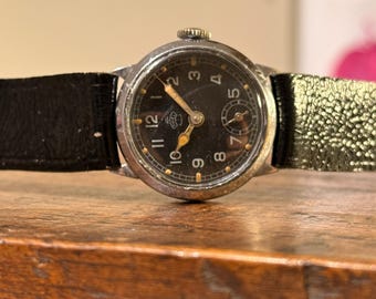 Thiel military trench watch vintage 31mm black dial Swiss made, field watch, leather strap