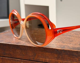 Sharp 1960s Steel Framed Sunglasses, LADY by Ritz  display picture 1