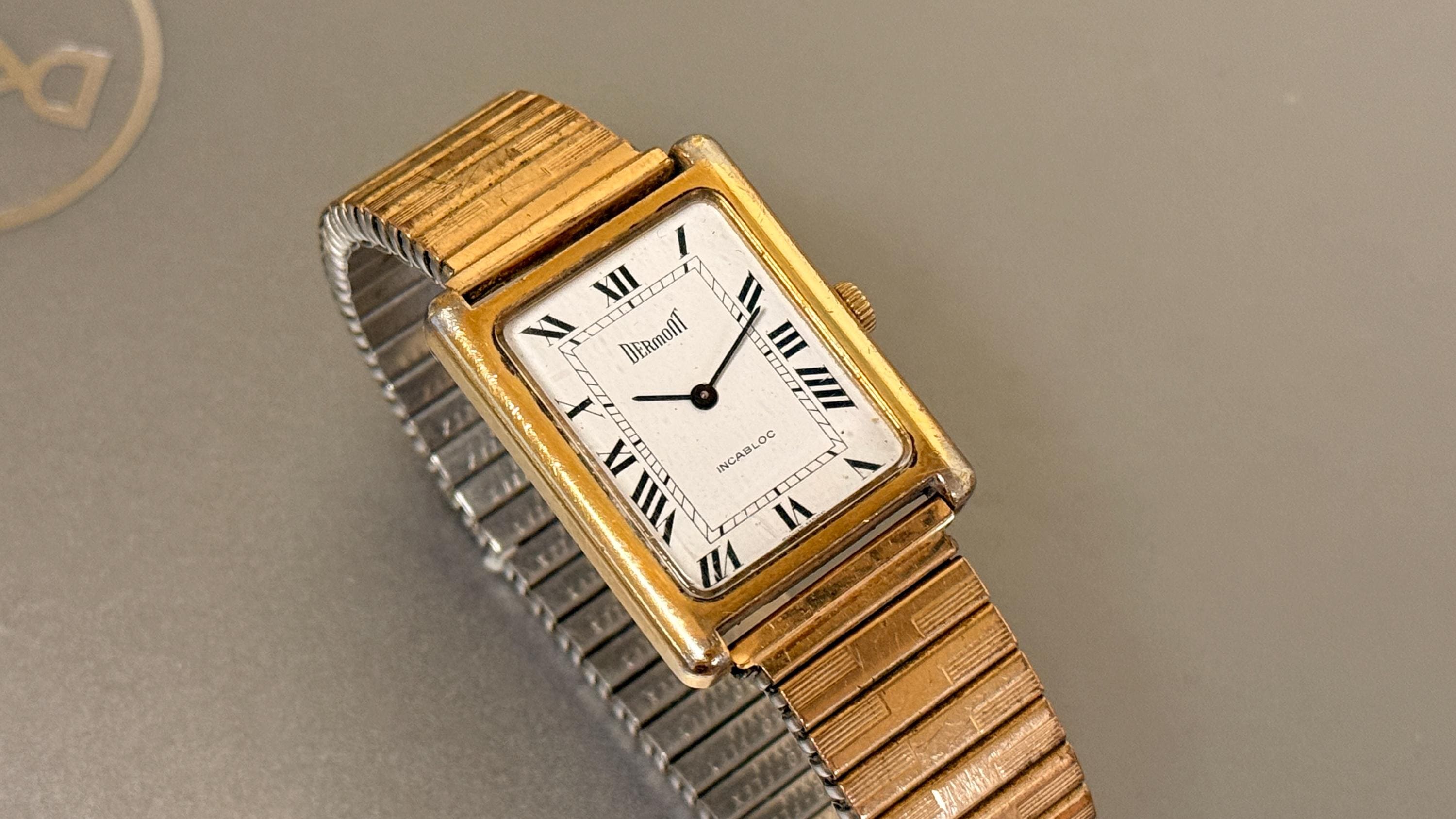 Vintage Dermont Swiss Made Mechanische Uhr, vergoldete rechteckige