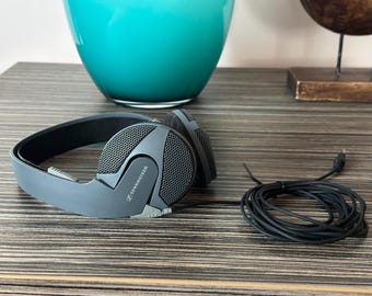 6 pin chassis mount female - Stax normal bias electrostatic