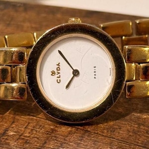 Ladies Quartz Watch Clyda Paris Made in France Elegant Analog Timepiece for Women Stylish Gift