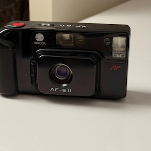 Minolta AF-E II 35mm Film Point and Shoot Camera Black | Vintage Camera, Autofocus, Street Photography, Collectible Lightweight, Retro Film