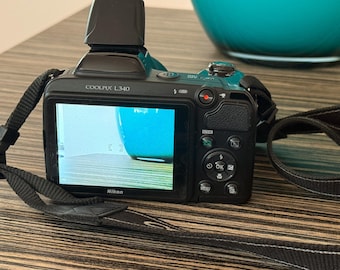 【美品】Nikon Coolpix L340 20.2 MPデジタルカメラ Amazon.com : Nikon Coolpix L340 20.2 MP Digital Camera with