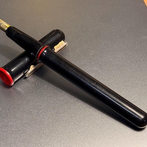 Vintage STYPEN Fountain Pen Black Fountain Pen – Elegant Writing Gift & Smooth Ink Flow Luxury Pen