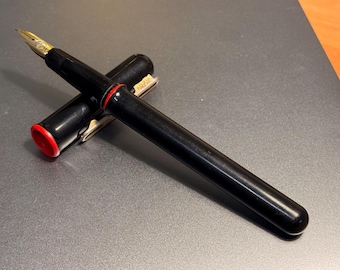 Vintage STYPEN Fountain Pen Black Fountain Pen – Elegant Writing Gift & Smooth Ink Flow Luxury Pen