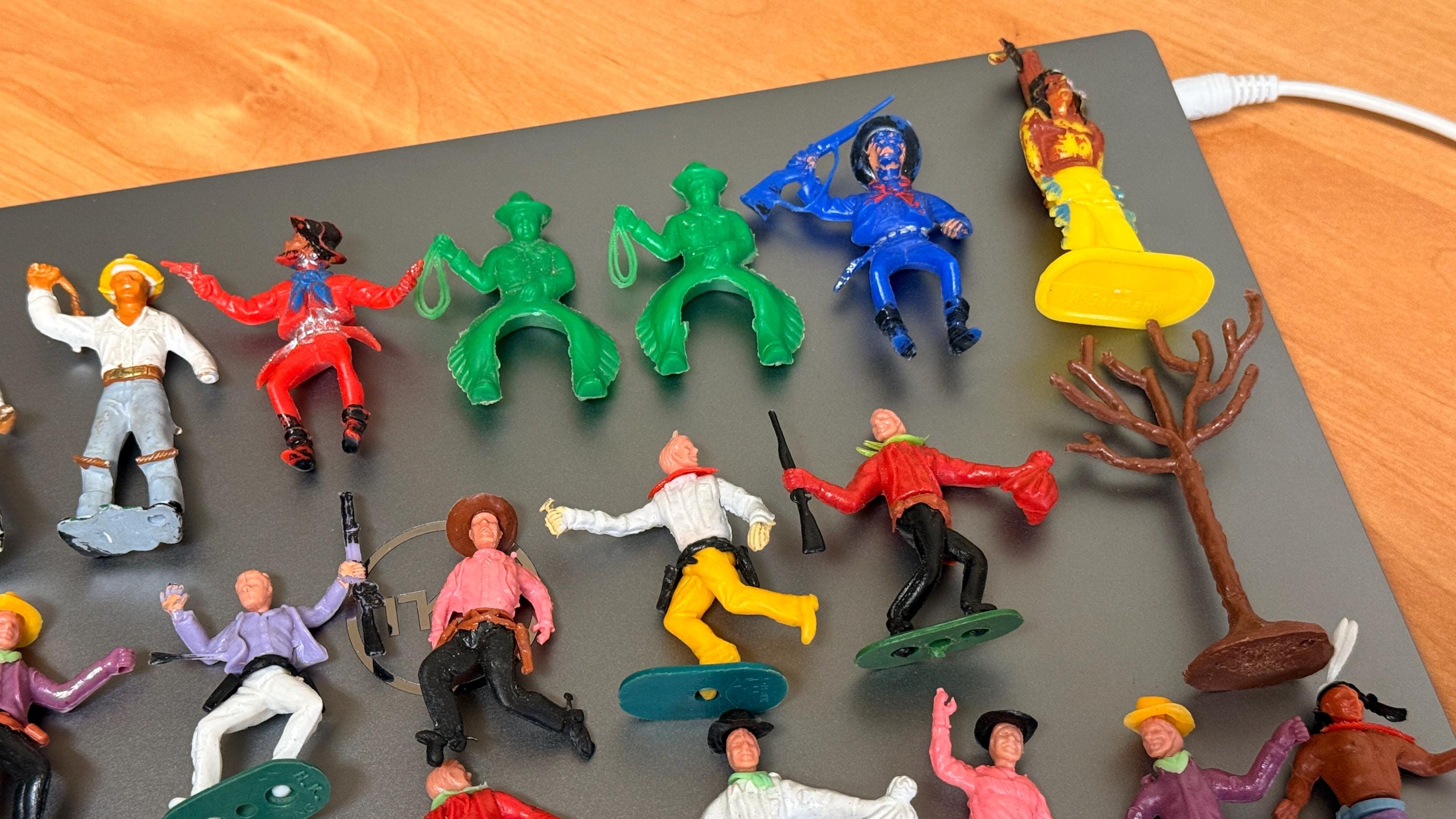 Vintage Cowboys Indians Models - Rare Timpo Type Collectors Figures ...