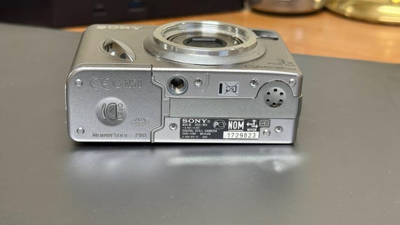 Sony DSC-W5 5.1 MP Digital Pocket Camera Japan | Compact Point