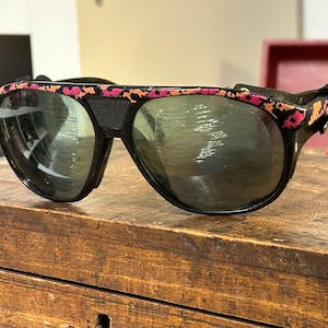 Vintage Polaroid Glacier Ski Sunglasses – Rare Retro Snow Sports Eyewear with Ski Tracking Lens