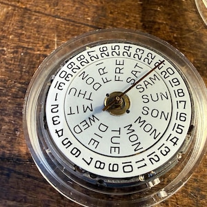 Movimiento de cuarzo Esa ETA 9362, piezas para relojes mecánicos, estilo vintage, movimiento de repuesto, reparación de relojes, envío gratuito. imagen 1