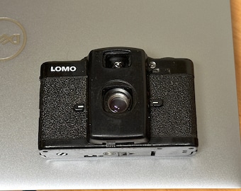 LOMO Compact LC-A Minitar 2.8 cult vintage film camera 1990s USSR