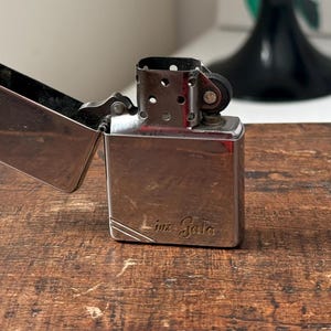Vintage Zippo Lighter 2012, Plain with Up & Down Line Design, PAT.2032695, Collectible Oil Lighter, Gift for Him