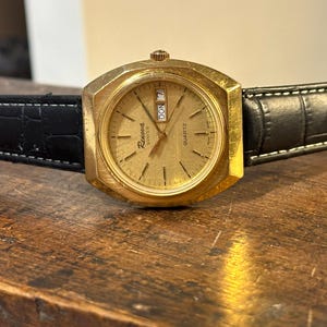 Vintage Renova 38mm superb ISA ETA AS 536.121 day date men watch rare model quartz superb gold plated