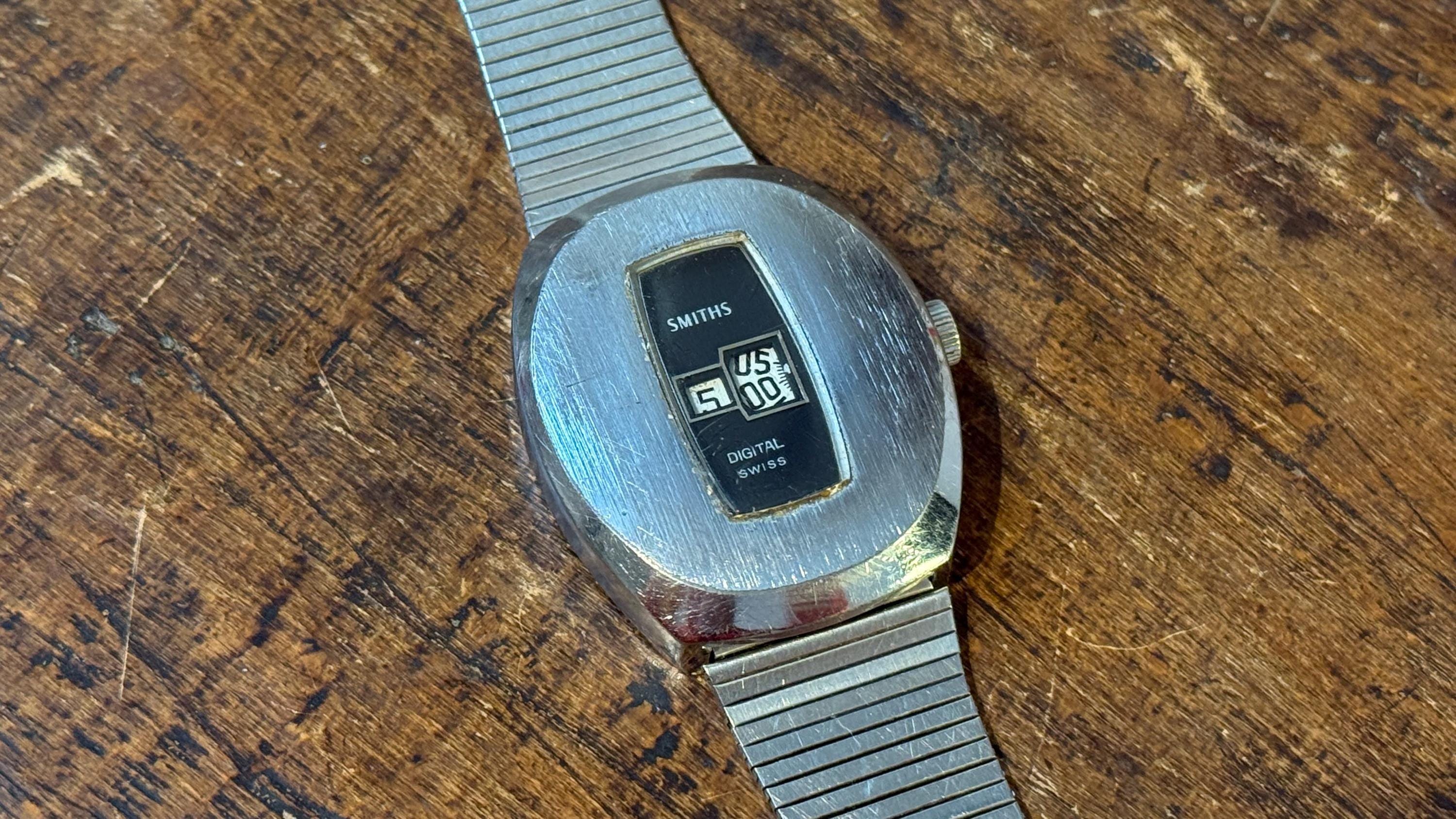 Montre De Poche Suisse Digitale Jump Hour - Occasion Rare, Mécanique Manuelle