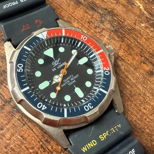 Vintage DeLonge Pepsi Dial Diver Watch Quartz Movement Superb Condition Collectible