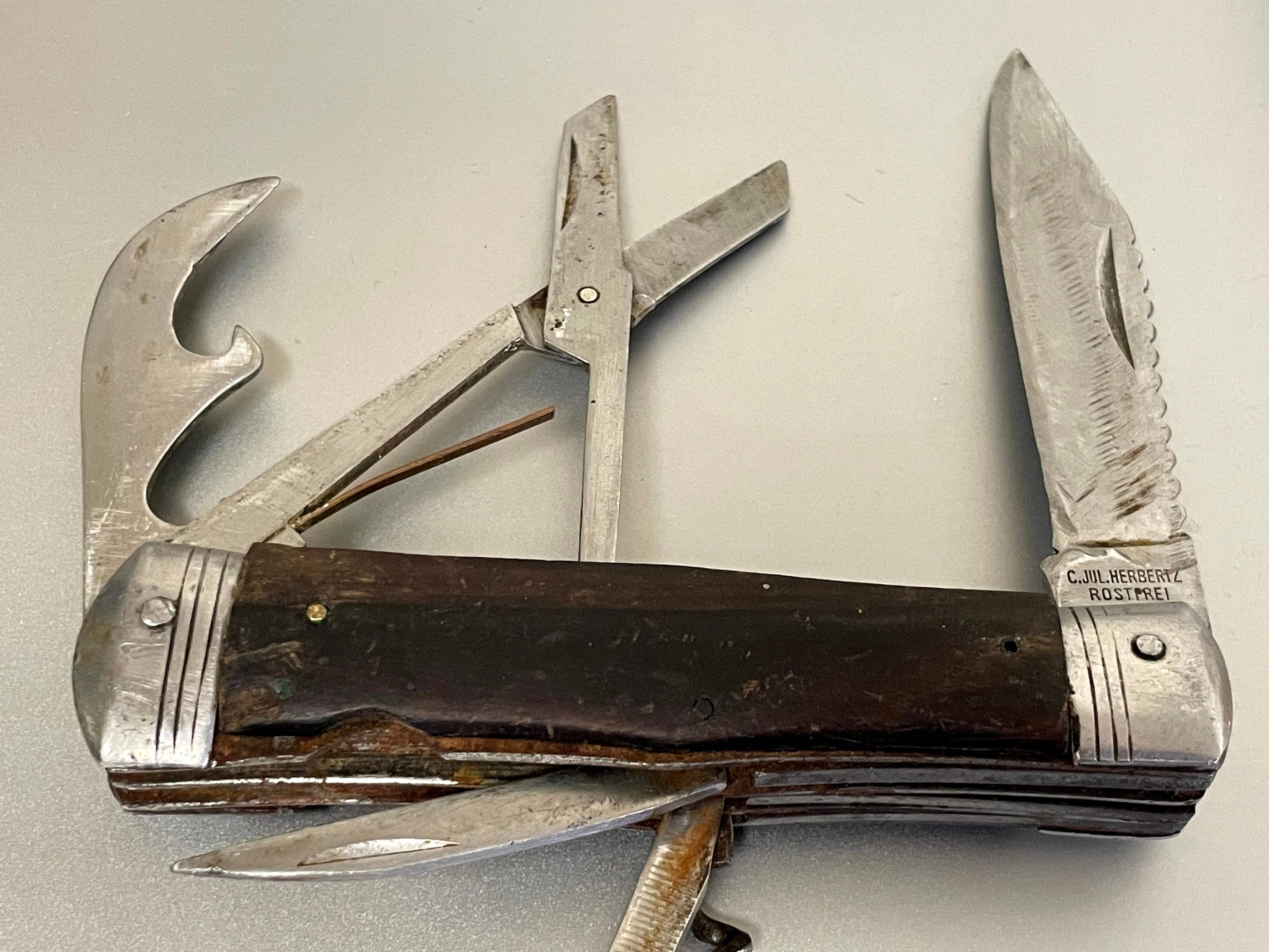 ハンティングポケットナイフ C. Jul. Herbertz ミリタリーマルチツール