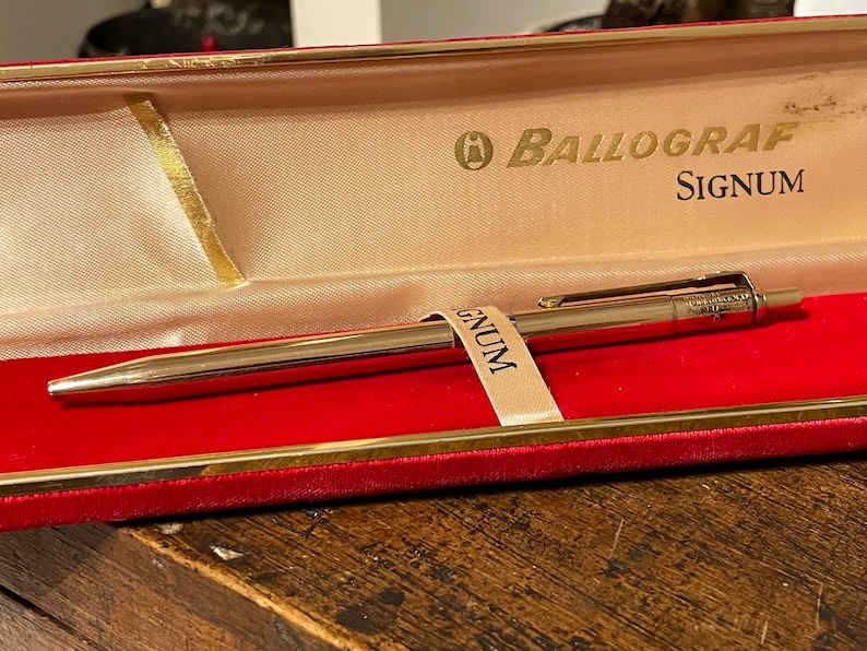 Superb Ballograf Signum Rolled Super special price Gold pen safety ball point rare