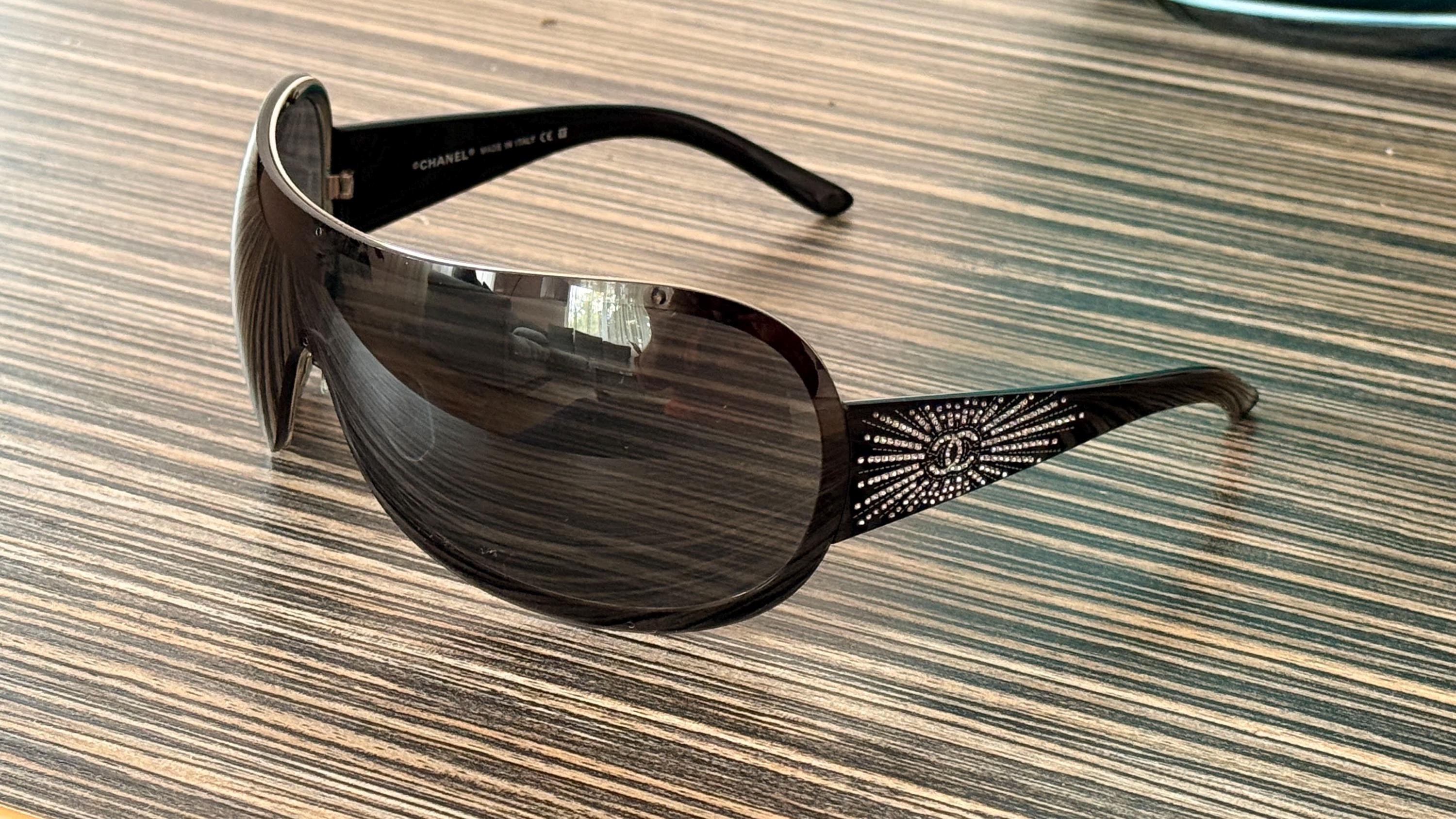 Vintage chanel shield sunglasses - Etsy 日本