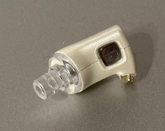 Ultimate Ears In-Ear Headphones Super Fi 3 M-Audio IE-10 right side