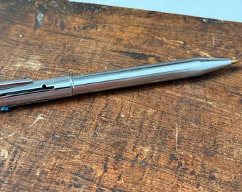 Stylo Bille 4 Couleurs Vintage Argenté - Ancien, Ne Fonctionne Pas, Acier, Vendu Pour Pièces/déco
