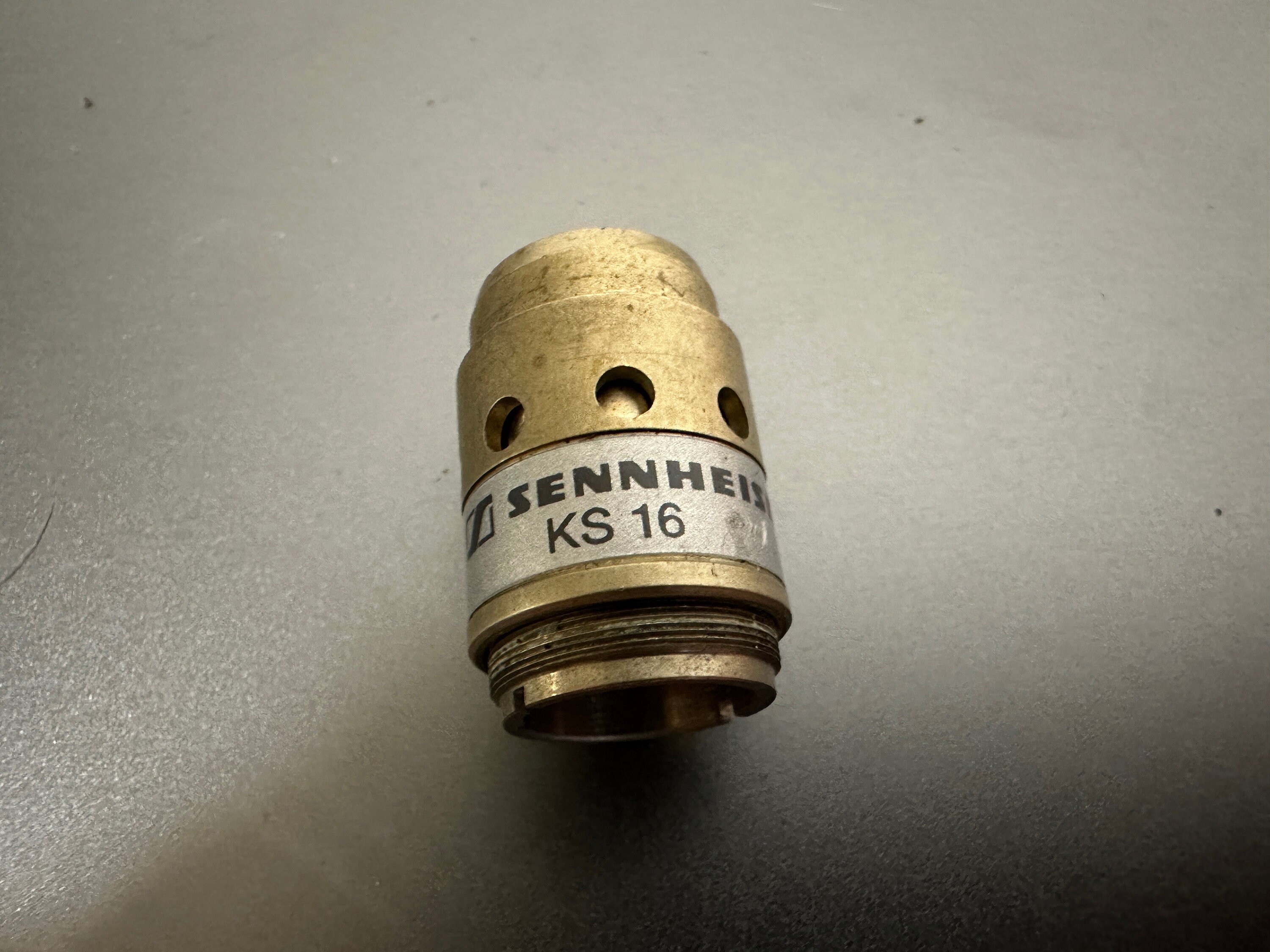 SENNHEISER　MKH416T 48V→12Ｖ変換付き　純正ケース入り Microphone 48V to 12V T POWER CONVERTER Sennheiser MKH 416T
