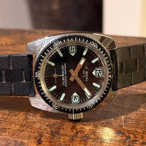 Le Royal Ref 17 Vintage Mechanical Skin Diver Watch Unisex 30mm | Retro Submarine Style, Automatic Wristwatch, Collectible Dive Watch