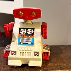 Vintage Mystabot Space Robot Toy 1980s Hong Kong Battery Operated, Retro Mechanical Robot Figurine, Nostalgic Collectible Toy