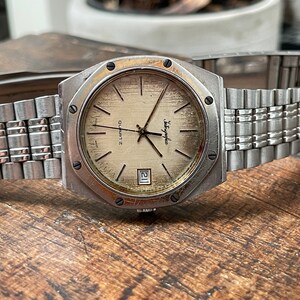 Bulova royal oak quartz deals