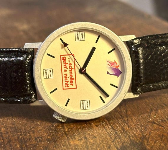 Akteo Vintage Quartz Watch: Rare JC Mareschal Design, Black Silver