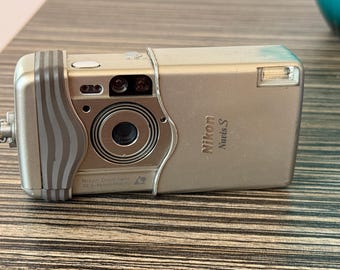 フィルムカメラ Konica RECORDER HEXANON 24mm F4 コニカ Konica Auto Focus Recorder Hexanon 24mm F4 コンパクト