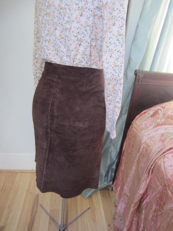 Isaac Mizrahi Suede Skirt, Real Leather Chocolate… - image 6