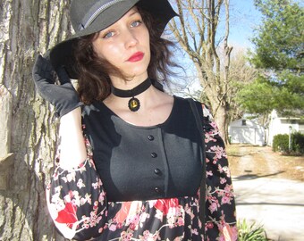 1970's Maxi Dress, USA Made by J C Penney ,Mint Condition, Empire Waist Bodice, Flower Power Sleeves and Skirt With FREE Black Floppy Hat !