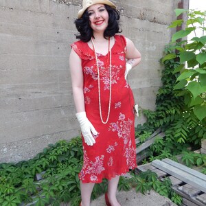 Red Silk Dress, 1990's Does the 20's or 30's, 100% Silk Chiffon in Floral, Silk Slip, Flutter Sleeve, Cut on Bias, FREE Straw Cloche hat image 6