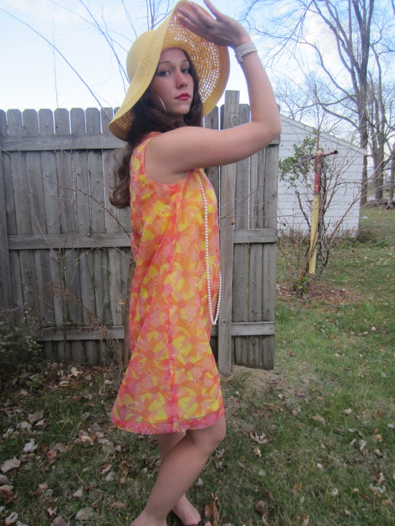 1960's  Mini Dress,Flower Power, Psychedelic, Mod… - image 5