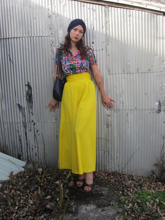 1970's Bell Bottoms, Complete  Outfit, Canary Yel… - image 6