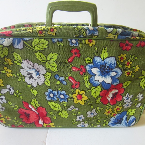 Mod 1960's Suitcase, Authentic 60's Overnight Case In Mint Condition, Flower Power Design, Sleepovers and Weekend Getaways , USA Made