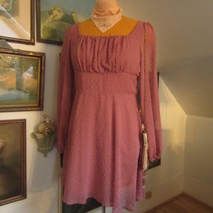 dress combination for ladies 10 Perfect Clothing Colour Combinations Women salebestsellers_1401 main image 1