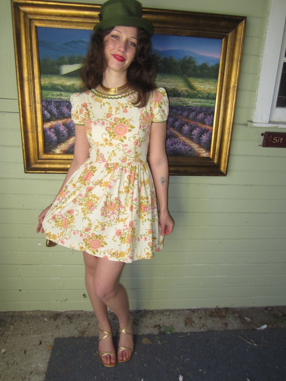 1960 s Baby Doll Dress With Short Puff Sleeves flower Power Classic Print Imported Waist to Arm Side Darts green Bric Brac Trim Etsy