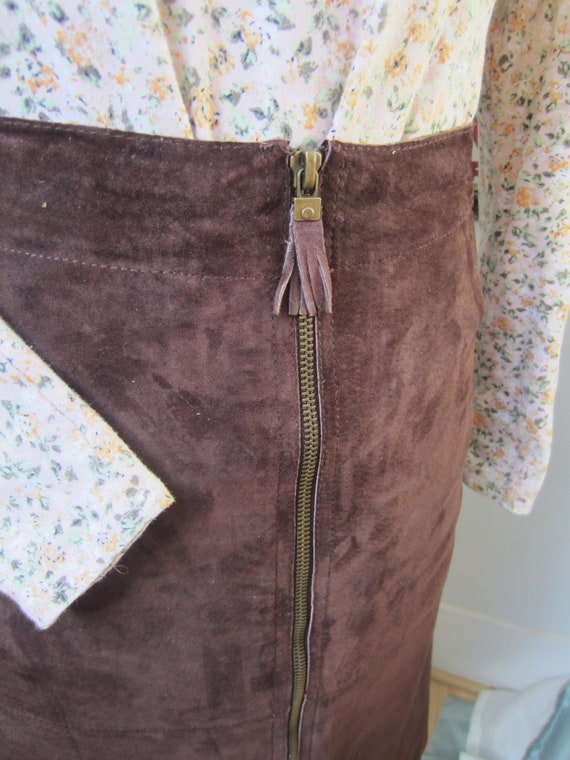 Isaac Mizrahi Suede Skirt, Real Leather Chocolate… - image 2