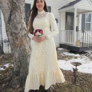 1970's Prairie Dress for Prom, Bridesmaid or Bride, Ivory Crepe With Lace Bib Bodice,Lace Panel on Skirt , Back Waist Tie image 10