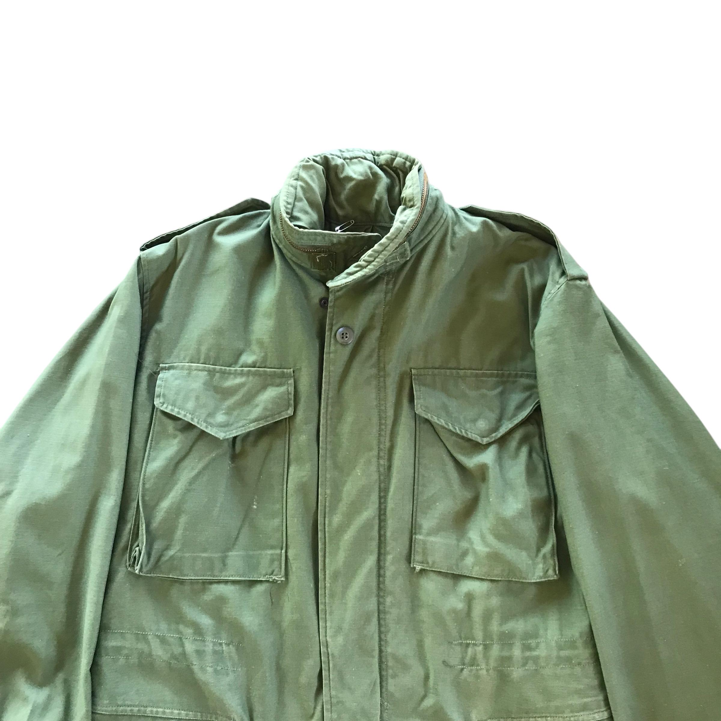 Vintage US Army Green Jacket Man Field Jacket Usn Avirex Alpha